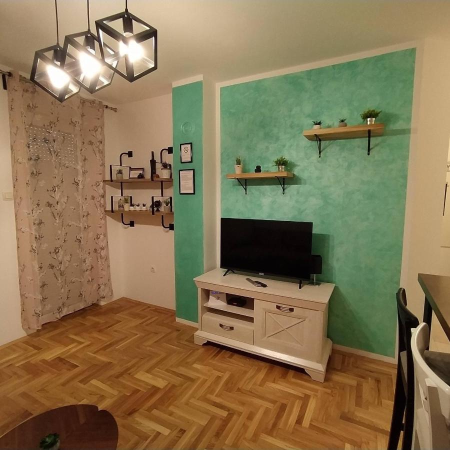 Daniris Apartman Novi Sad Exterior foto