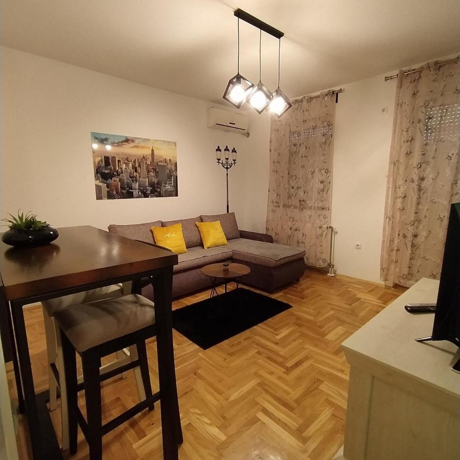 Daniris Apartman Novi Sad Exterior foto